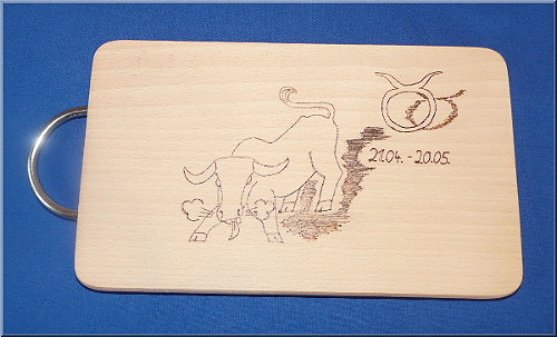 Brettchen mit Griff Motiv Sternzeichen Stier